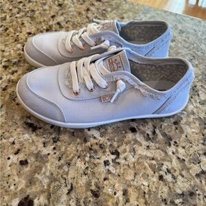 Skechers Kids Light Gray Tennis Shoe Size 6 1/2